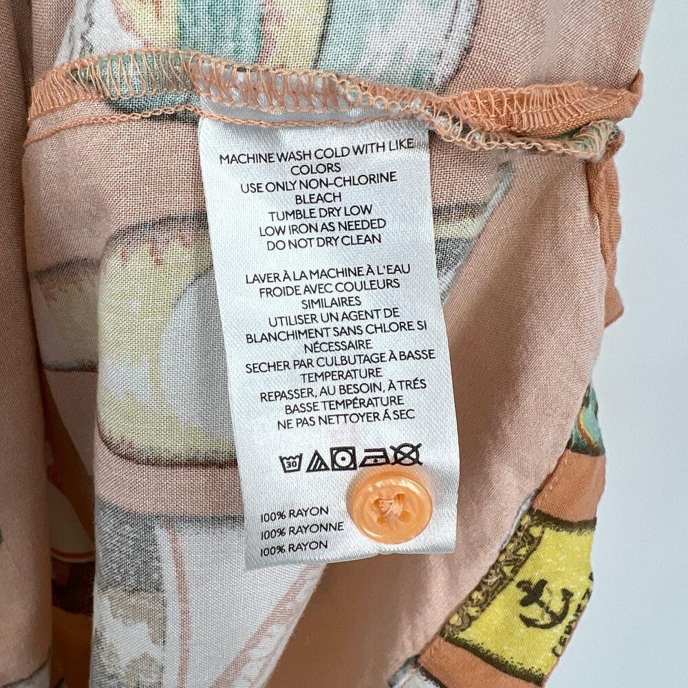 BDG Urban Outfitters Beer Bottle Novelty Print Button Down Shirt Size Large - Picture 5 of 6